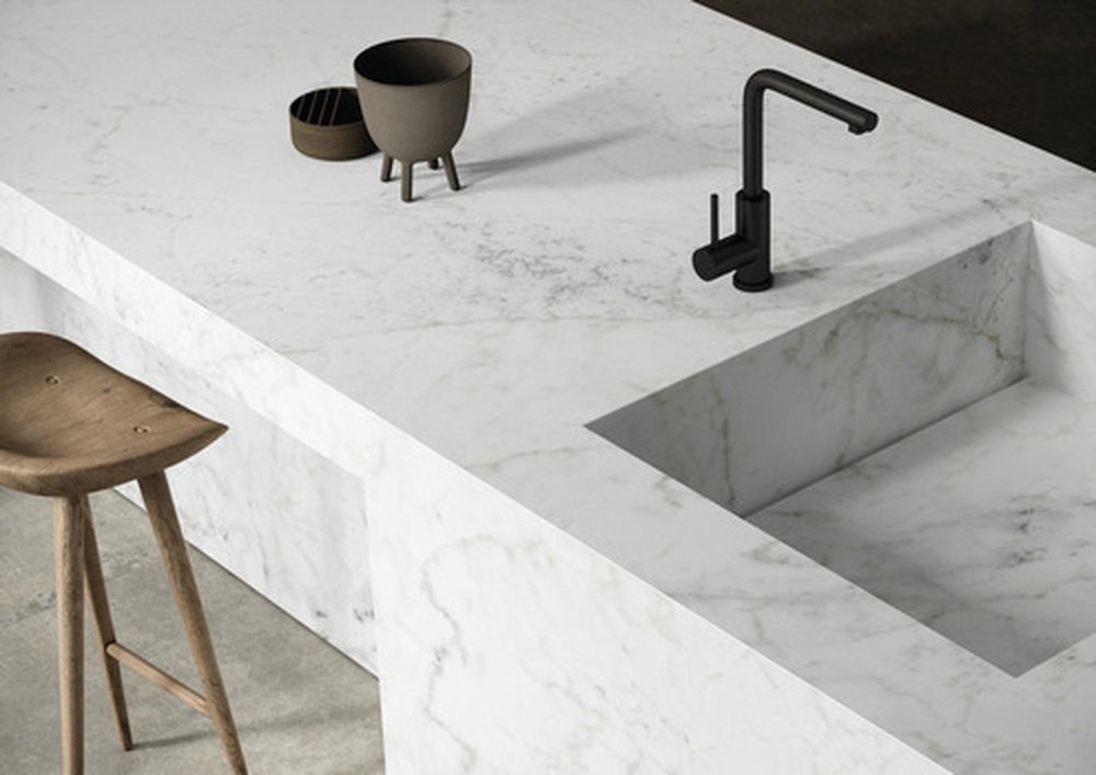 2cm vs. 3cm Quartz: Which Thickness is Best for Your Kitchen Remodel?