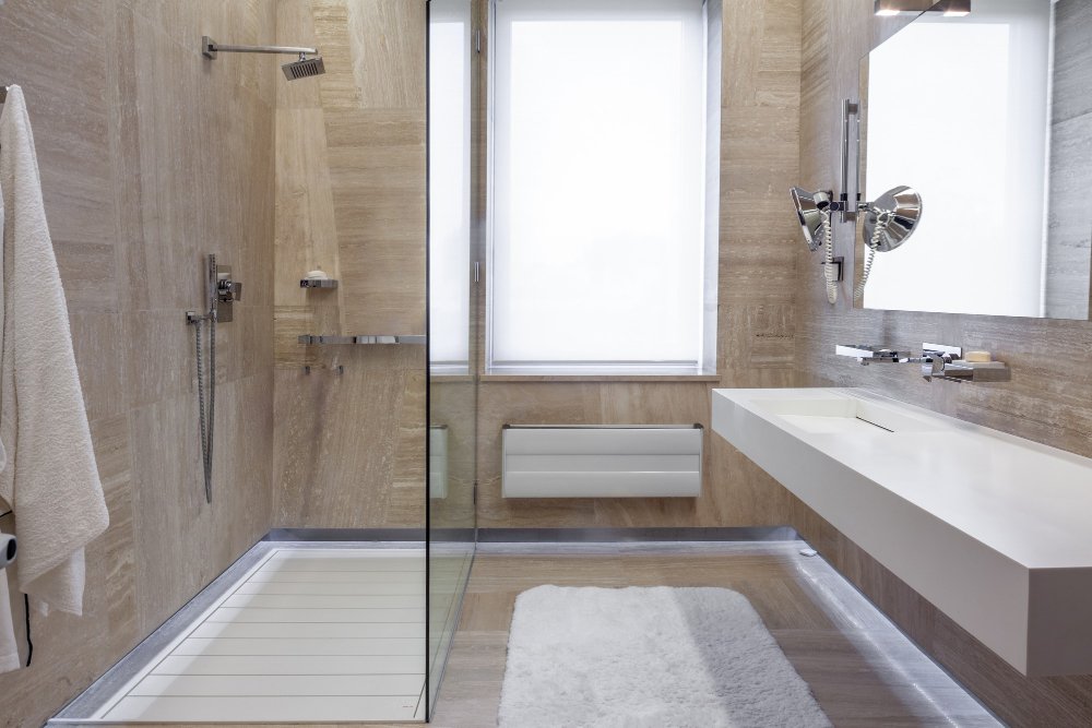 One-Day Bath Remodel by the Numbers: Costs, Benefits, and Risks