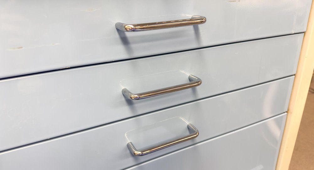 Built-In Bar Cabinets